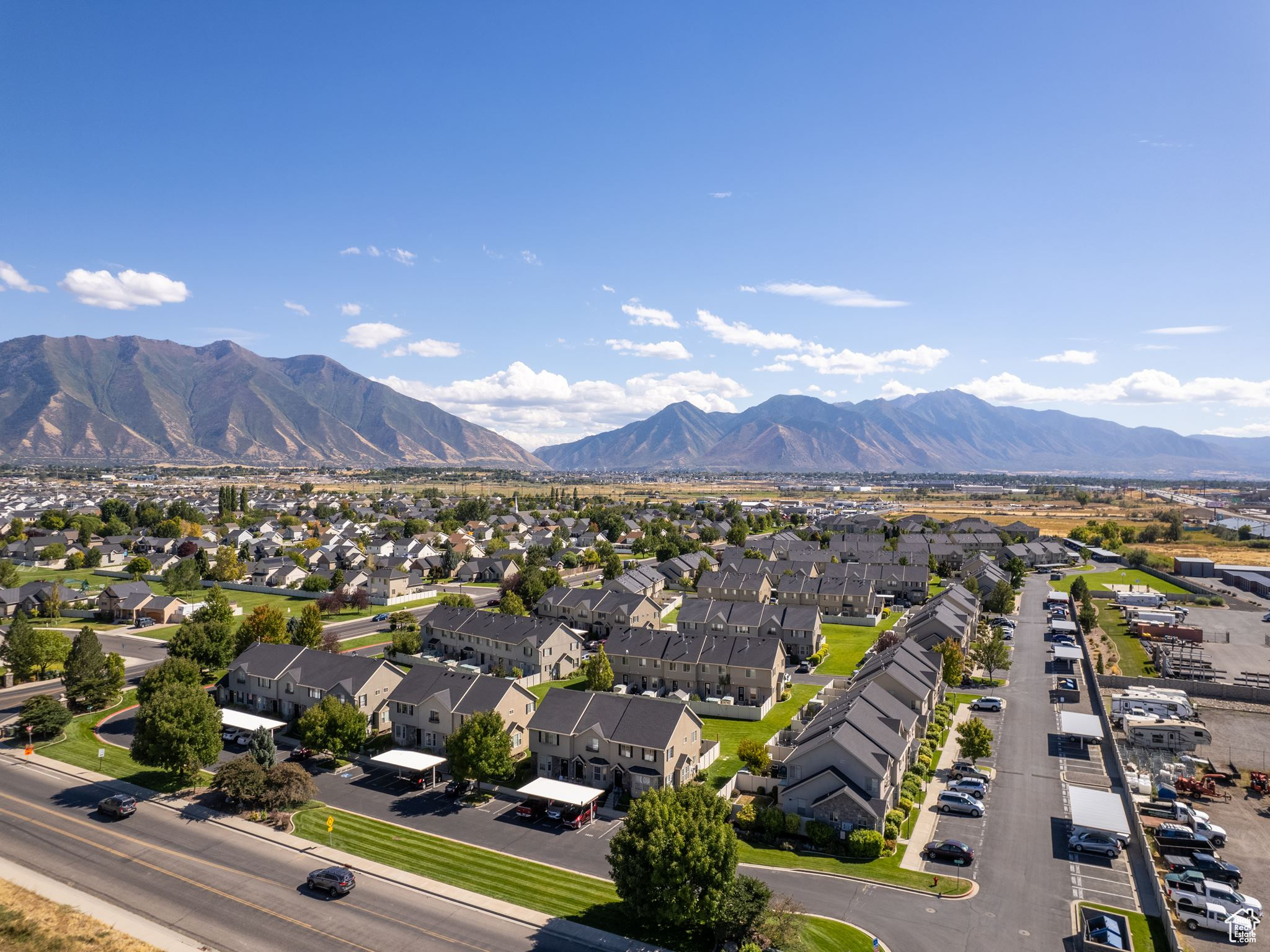 Springville, Utah 84663, United States, 3 Bedrooms Bedrooms, ,3 BathroomsBathrooms,Residential,Pending,82497