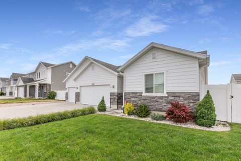Tiny photo for 3595 S WATER LILLY LN, Syracuse, UT 84075 (MLS # 2161128)