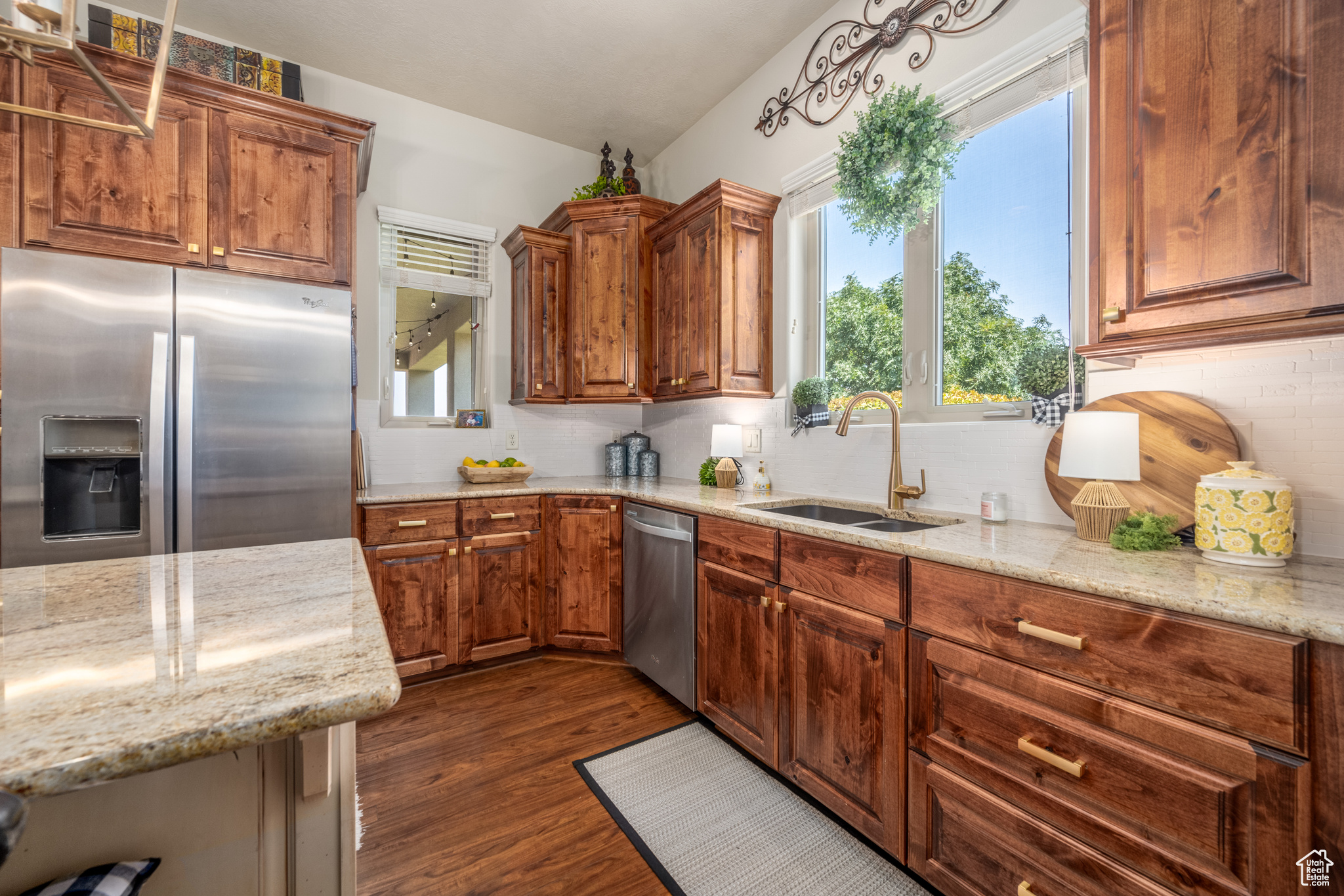 SILVER FALLS AT WASHINGTON BENCH PH 5 - Residential