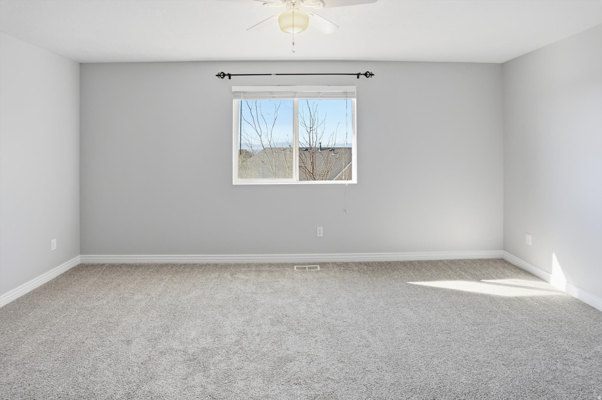 KELLY COVE - Residential Income