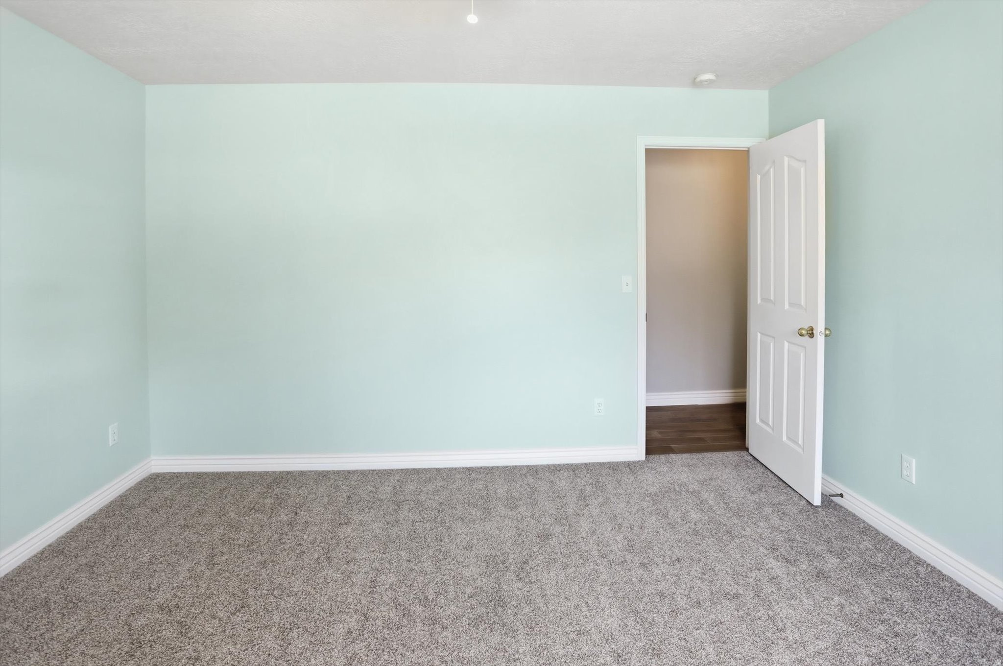 KELLY COVE - Residential Income