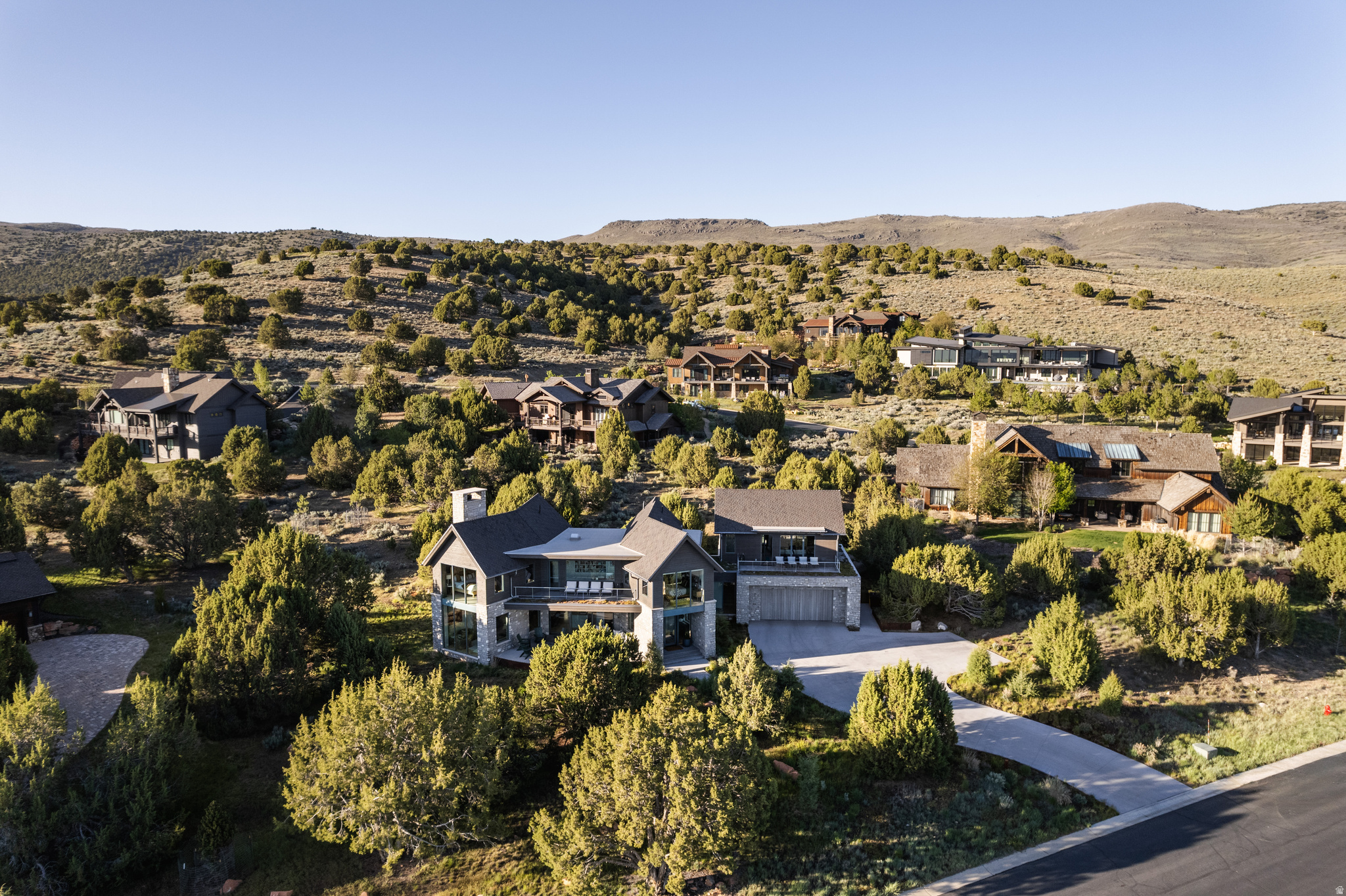 RED LEDGES - Residential