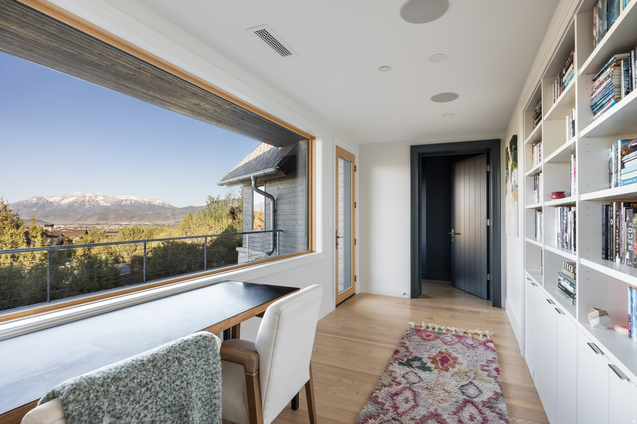 RED LEDGES - Residential