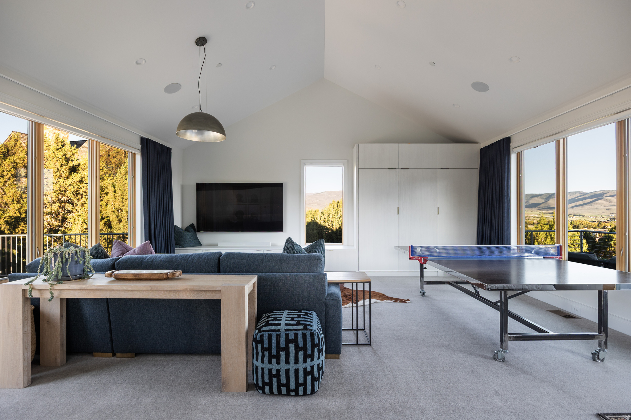 RED LEDGES - Residential