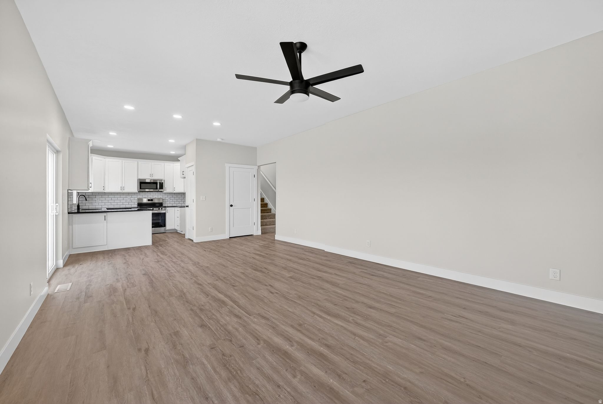 TRIPP LANE - Residential