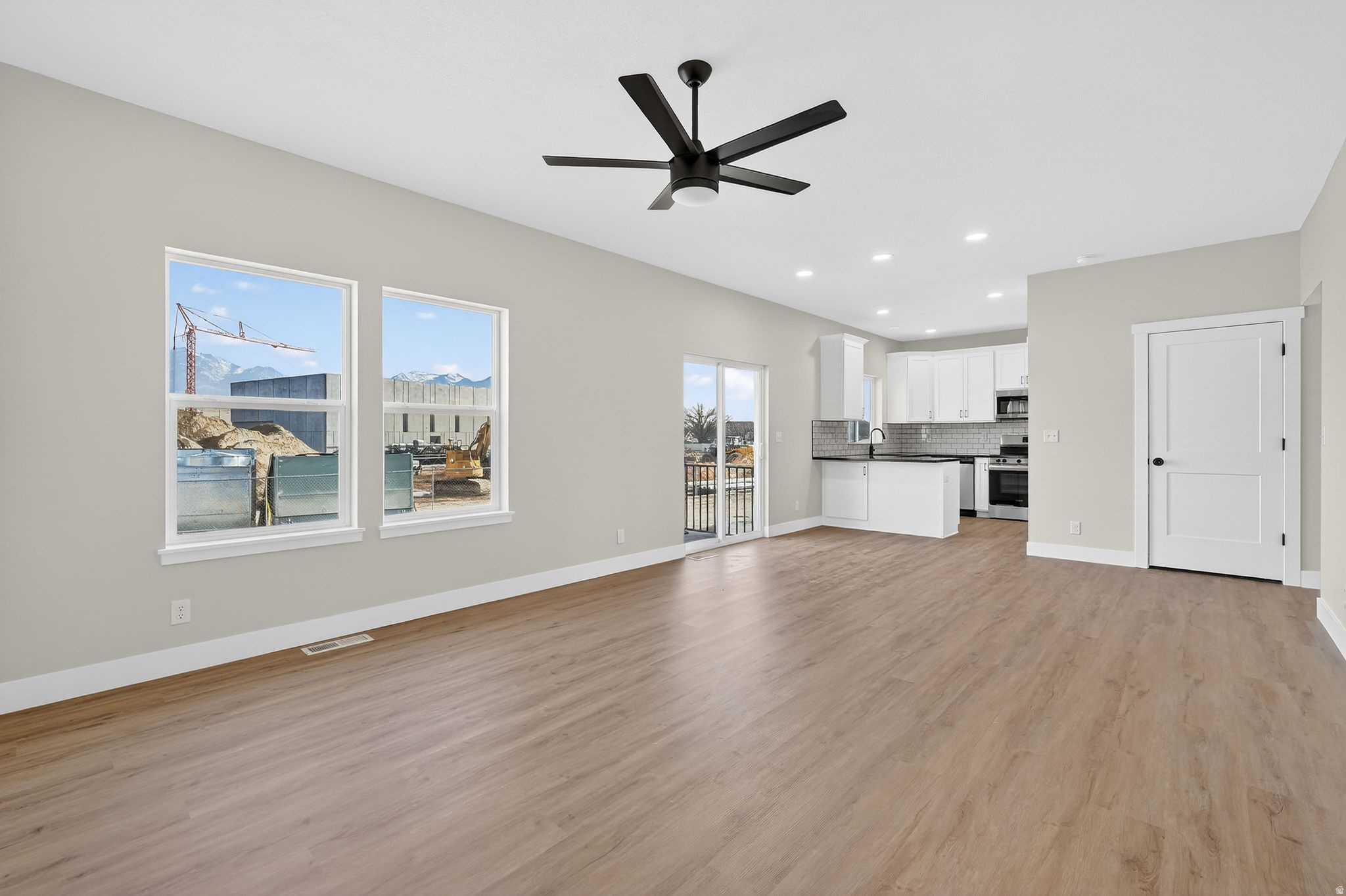 TRIPP LANE - Residential