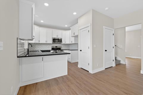 Tiny photo for 5776 S TRIPP LN W, Murray, UT 84123 (MLS # 2131928)