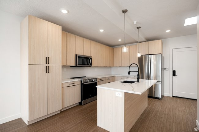 THE HARVEY - Residential