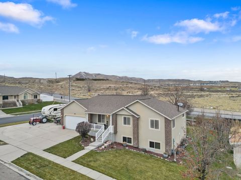 Tiny photo for 888 W RED HEN Rd, Saratoga Springs, UT 84045 (MLS # 2125345)