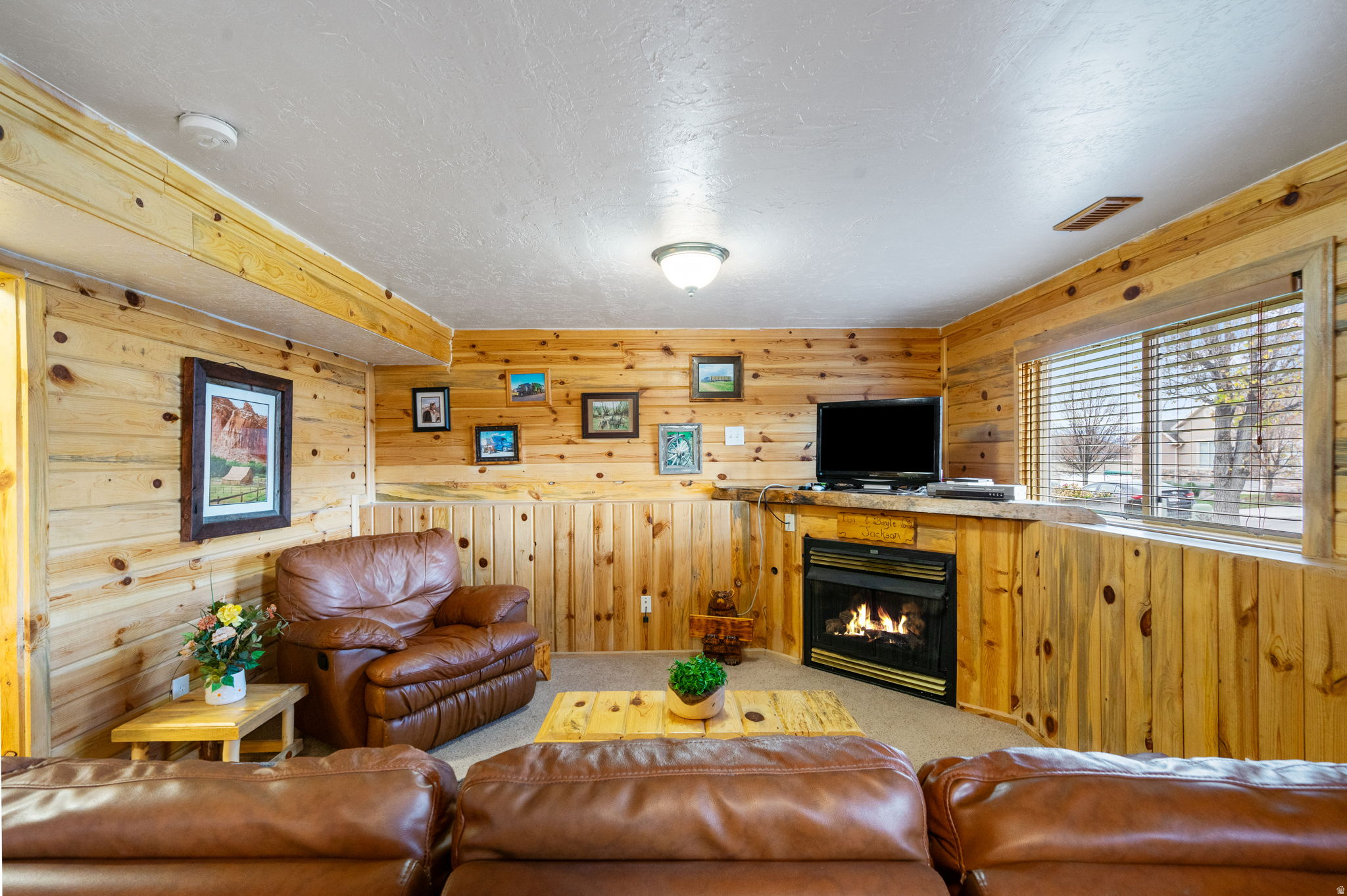 SUNRISE MEADOWS - Residential