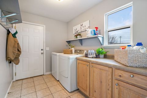 Tiny photo for 888 W RED HEN Rd, Saratoga Springs, UT 84045 (MLS # 2125345)