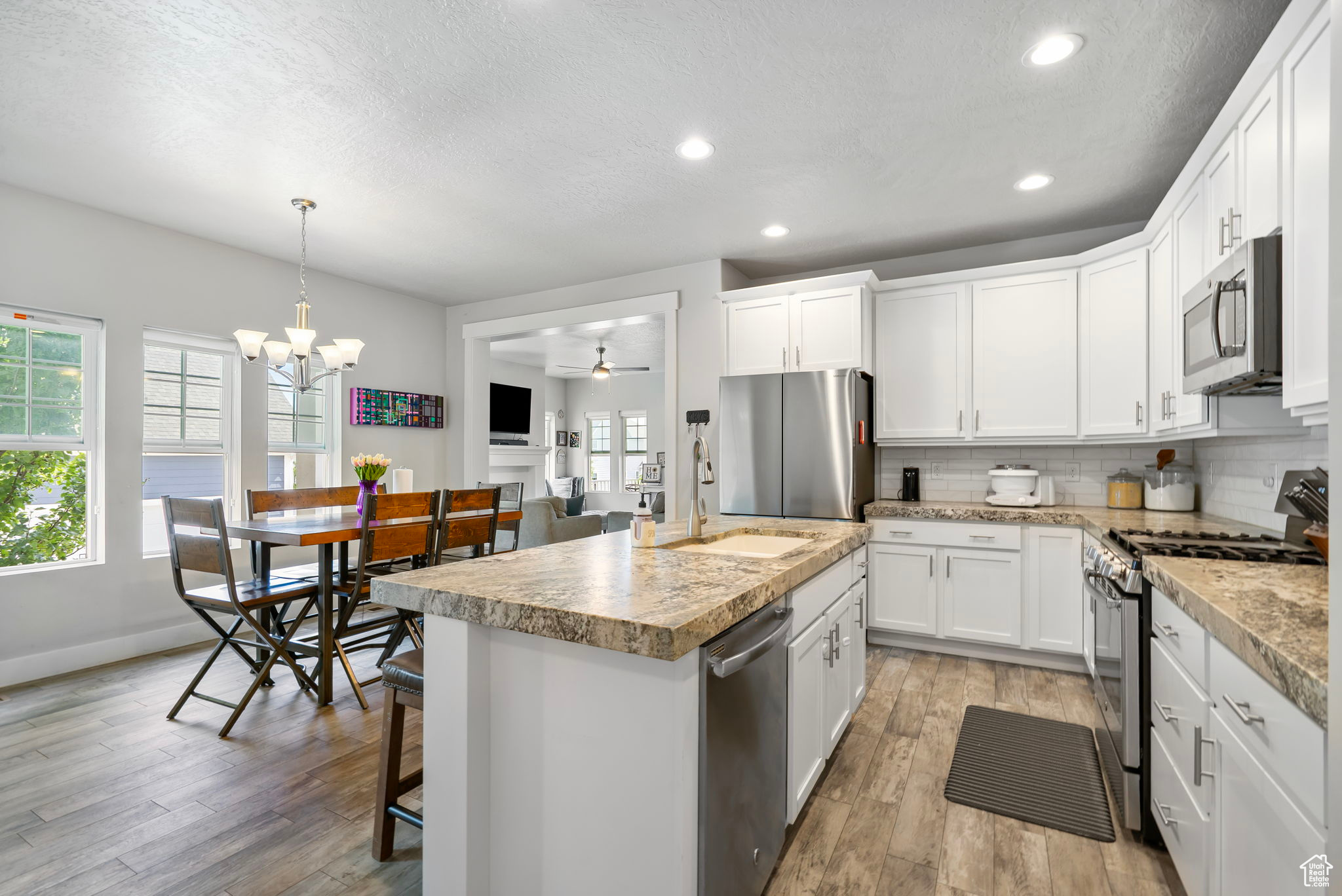 KENNECOTT - Residential