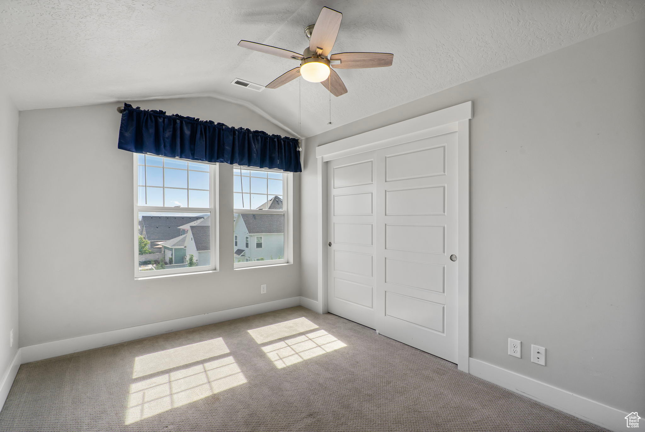 KENNECOTT - Residential