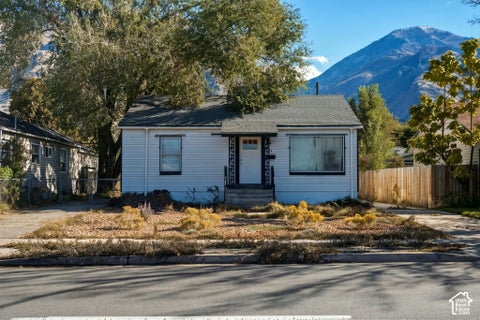 Photo of 401 S 900 E, Provo, UT 84606 (MLS # 2193404)