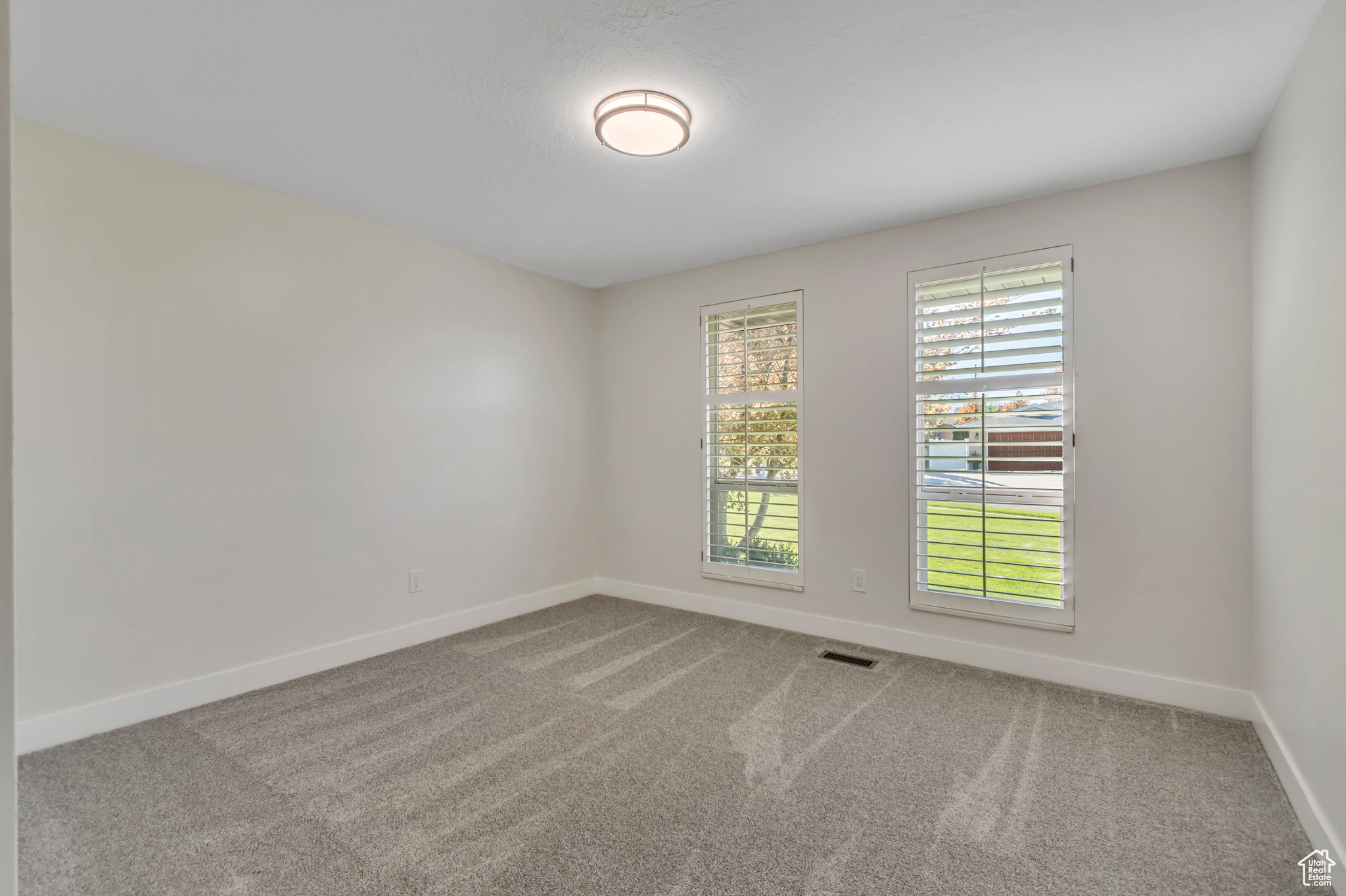 HEUGLY ACRES - Residential