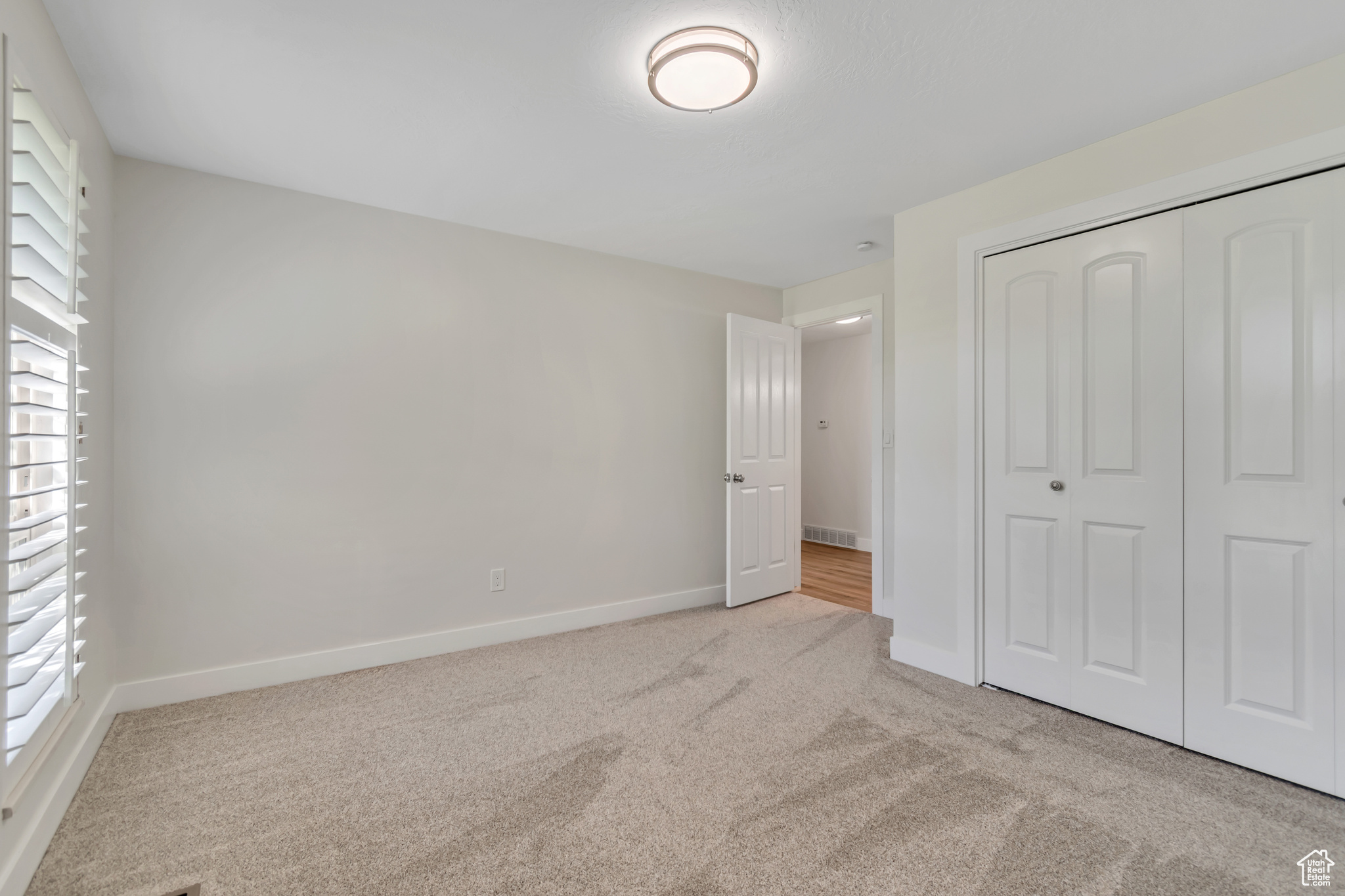 HEUGLY ACRES - Residential