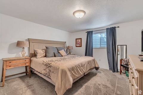 Tiny photo for 2415 E ARNETT DR S, Millcreek, UT 84109 (MLS # 2118518)