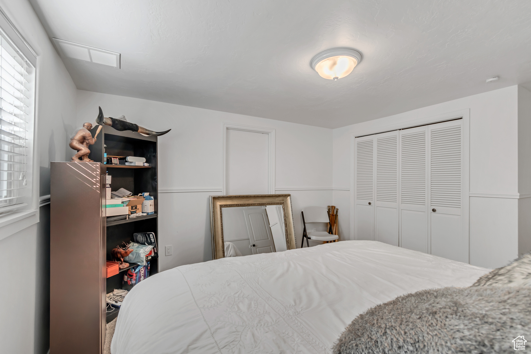 HEUGLY ACRES - Residential