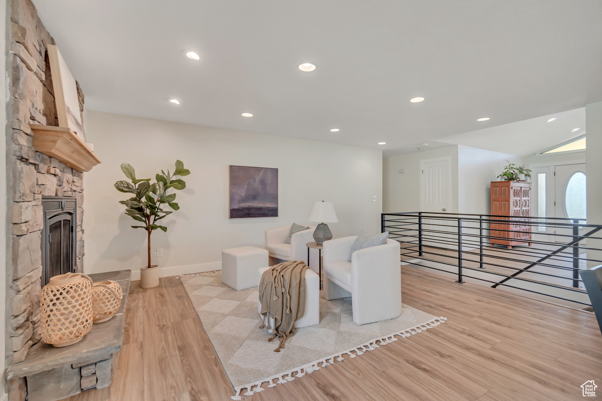 HEUGLY ACRES - Residential