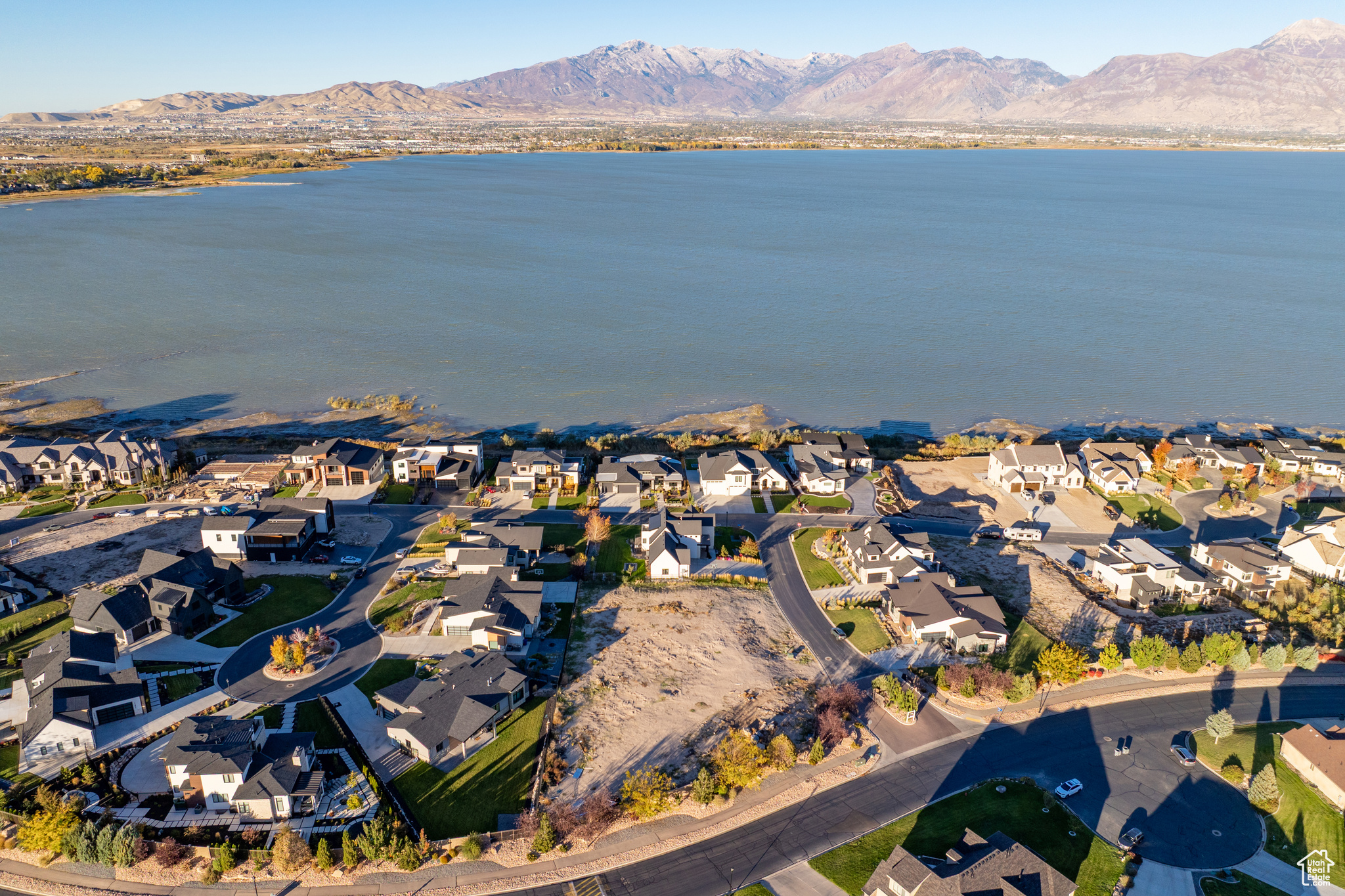 WILTSHIRE ESTATES - Land