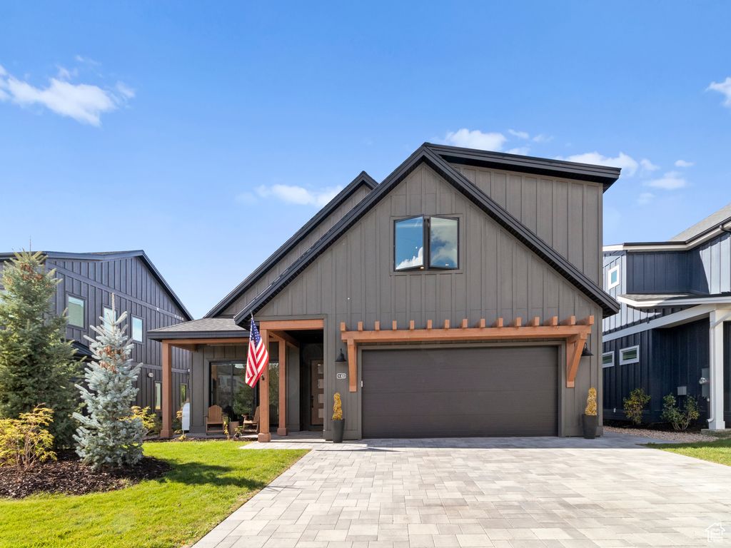 Photo of 431 N FARMHOUSE WAY, Midway, UT 84049 (MLS # 2118353)