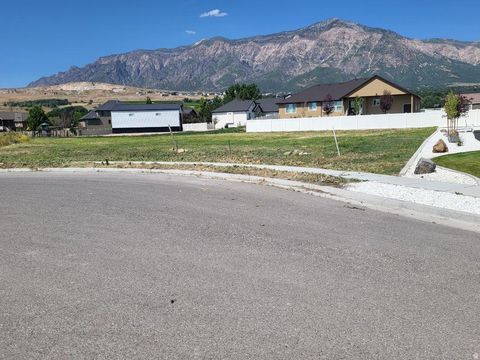 Tiny photo for 3055 N 1160 W, Pleasant View, UT 84414 (MLS # 2127465)