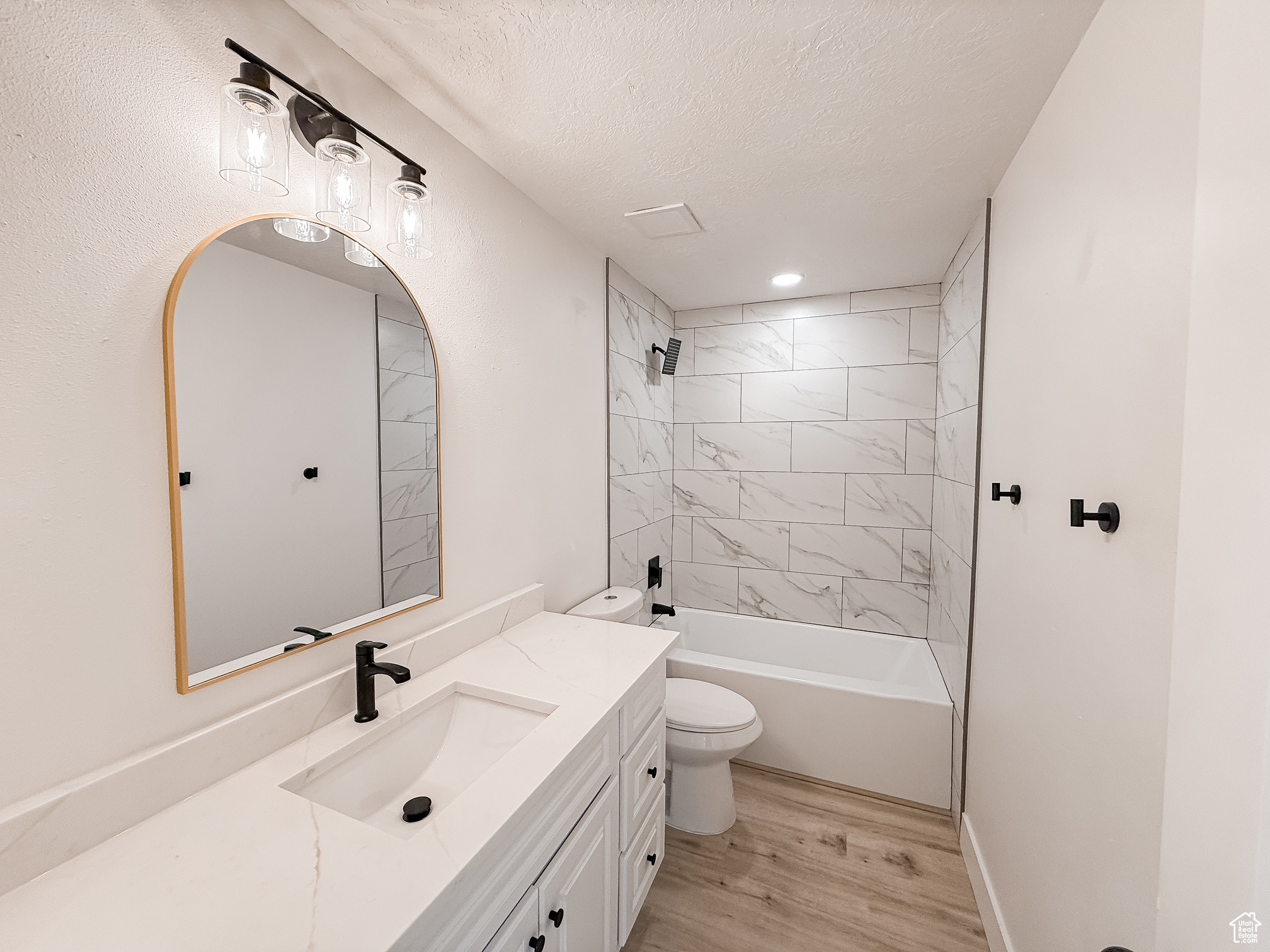 2119 W 1070, Layton, Utah image 13