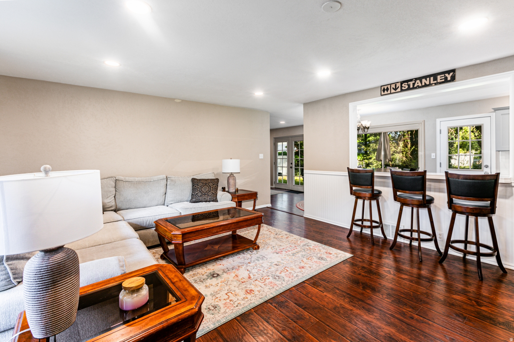 EL RANCHO - Residential