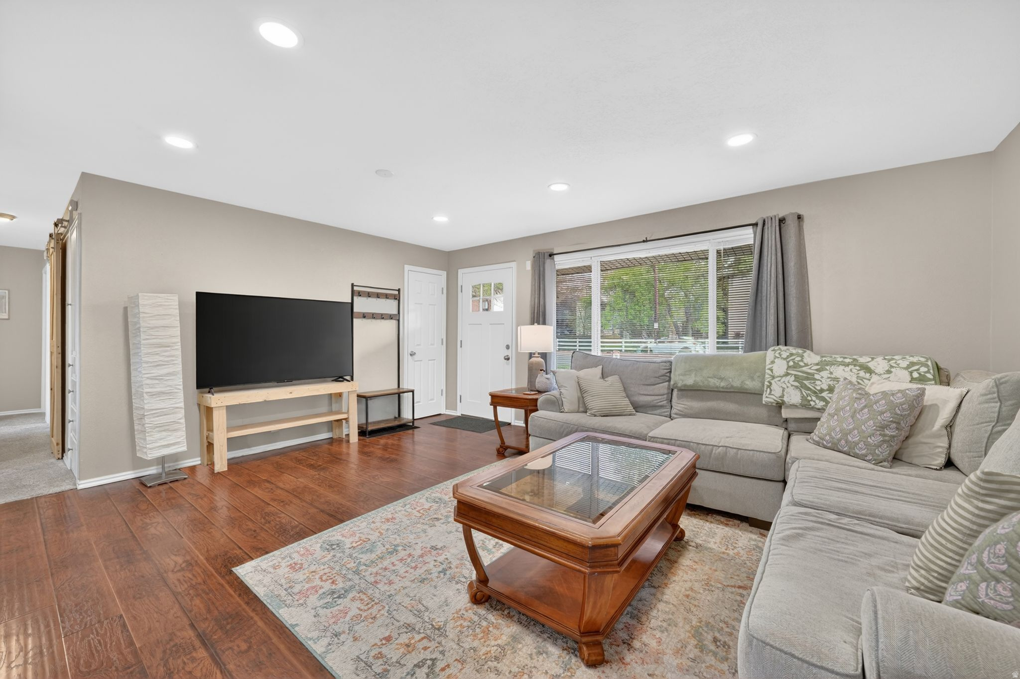 EL RANCHO - Residential