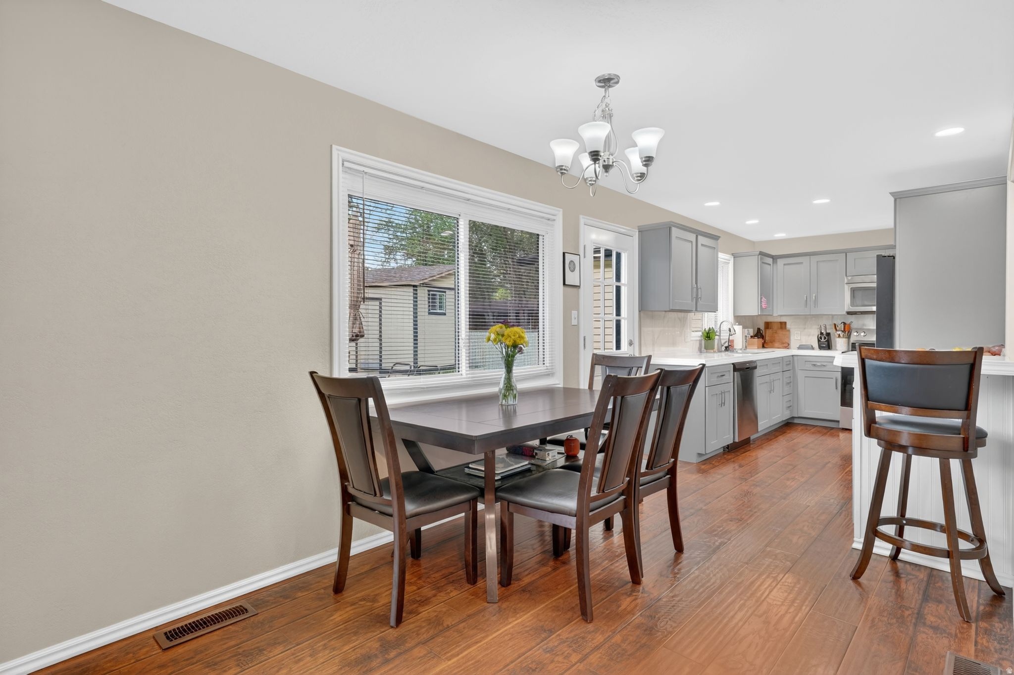 EL RANCHO - Residential