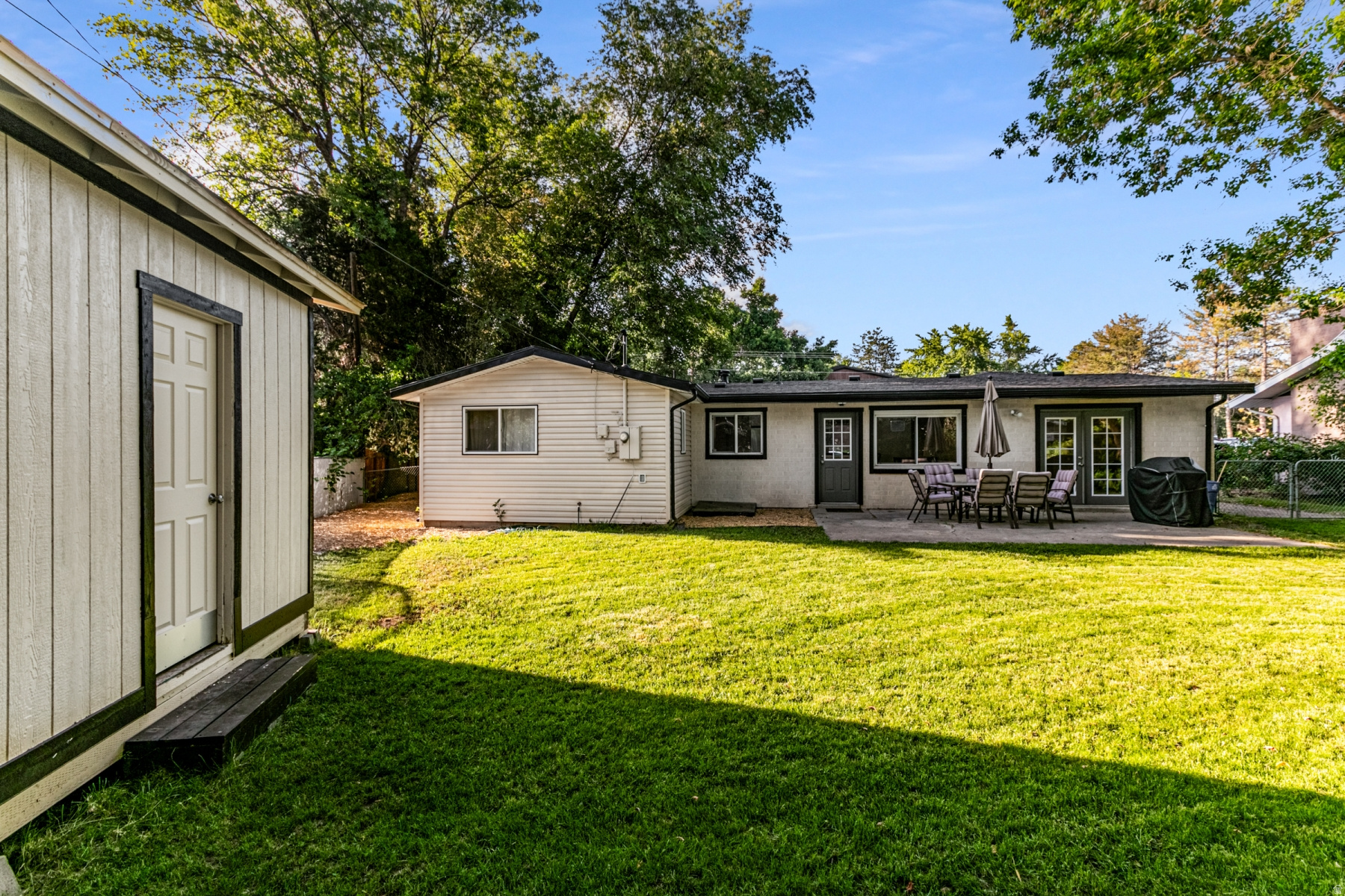 EL RANCHO - Residential