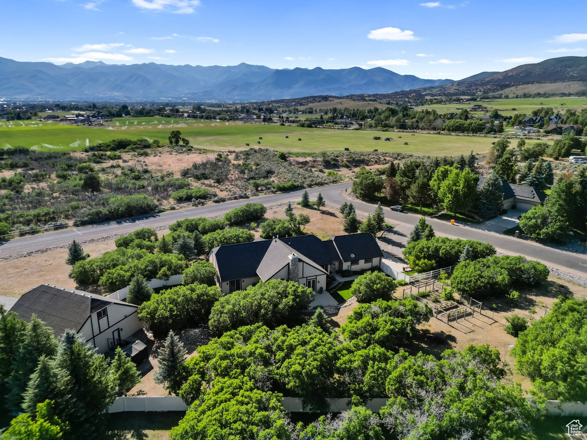 LAKE CREEK FARMS - Residential