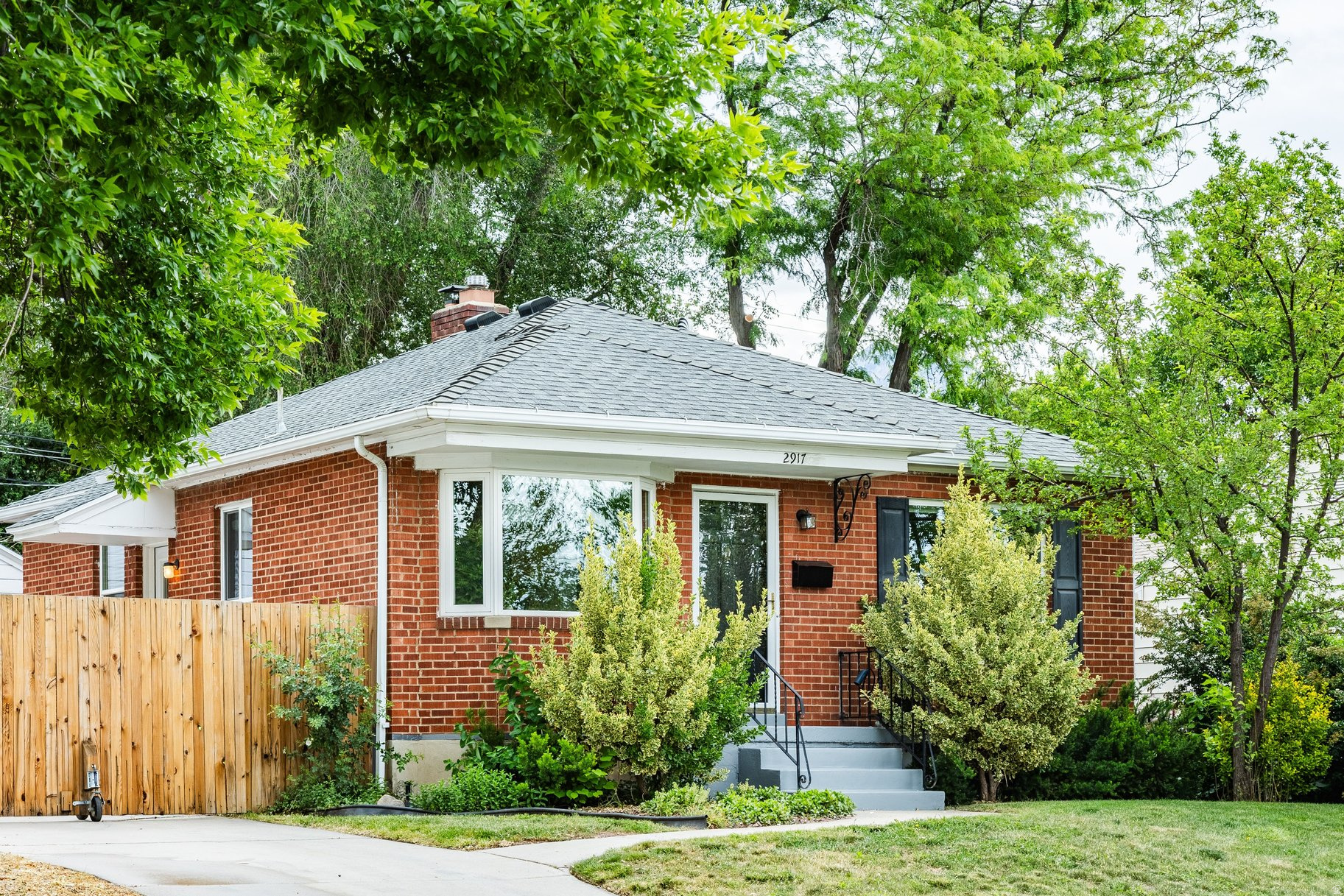 FEDERAL ACRES - Residential