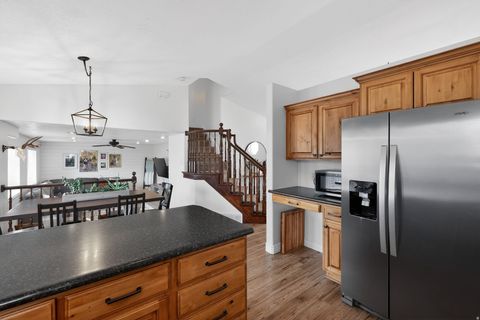 Tiny photo for 367 E 950 N, Lehi, UT 84043 (MLS # 2147692)