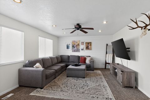 Tiny photo for 367 E 950 N, Lehi, UT 84043 (MLS # 2147692)