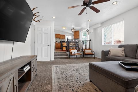 Tiny photo for 367 E 950 N, Lehi, UT 84043 (MLS # 2147692)