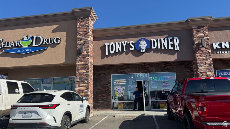 Seize the chance to own a thriving, fully operational restaurant in the heart of Cedar City. This turnkey business features a furnished, well-maintained establishment with a broad menu that appeals to diverse tastes, including deli sandwiches, smoothies, acai bowls, hamburgers, pasta, and more. Key Highlights: Fully operating with current clientele Modern, upgraded equipment included Extensive menu catering to a wide audience Owner retiring and committed to providing comprehensive training Turnkey operation ready for immediate success This is an excellent opportunity for an entrepreneur looking to enter the restaurant industry or expand their portfolio with a reputable, established business. Don't miss out on this rare chance to own a a restaurant with tremendous potential.