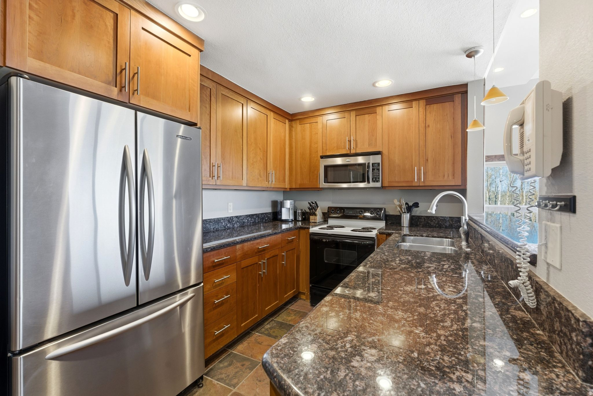 SNOWFLOWER - Residential