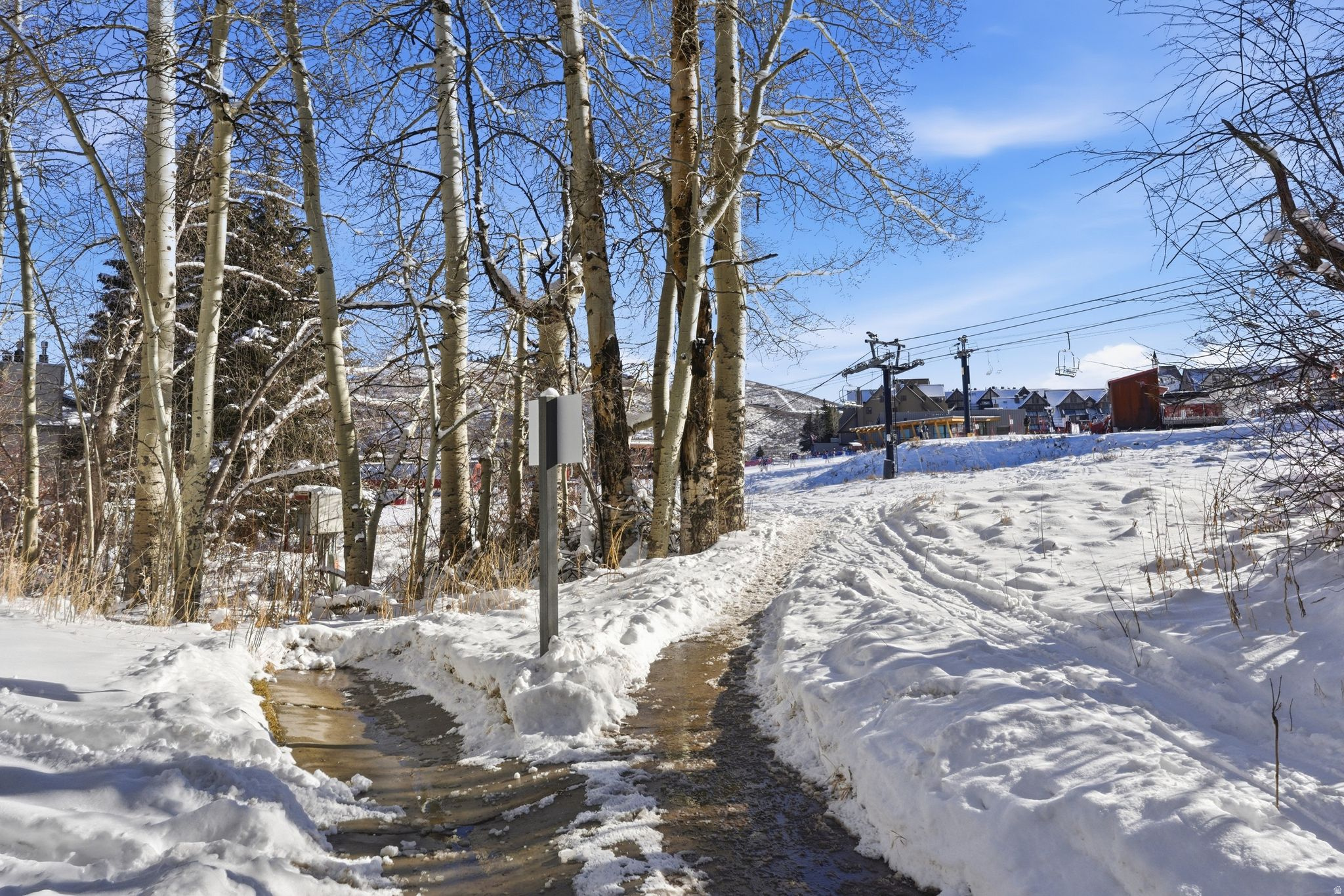 SNOWFLOWER - Residential