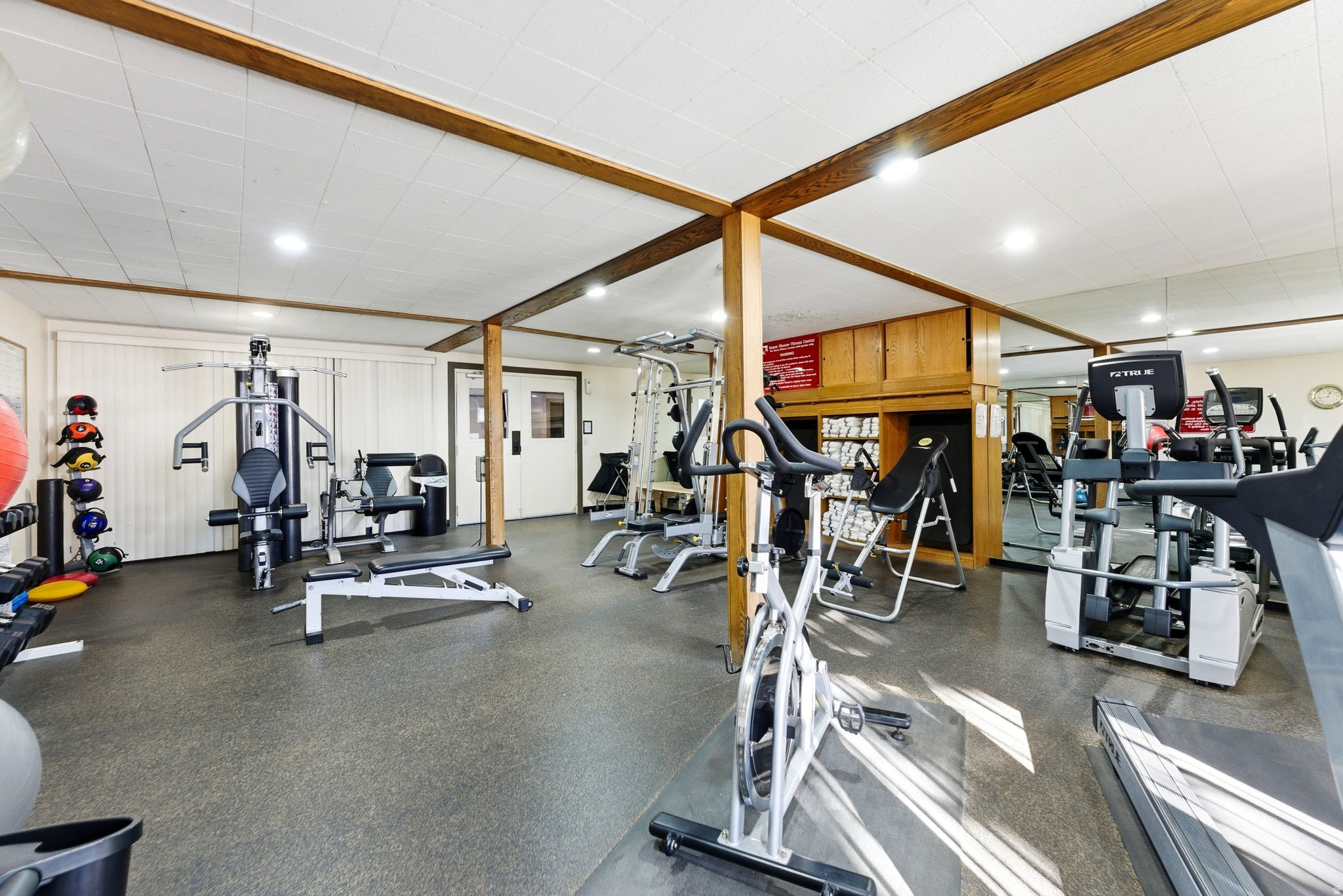 SNOWFLOWER - Residential