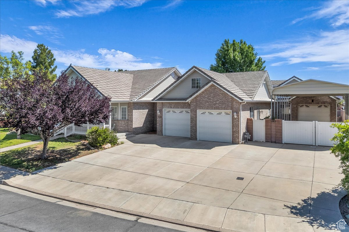 1986 Dove Dr, Santa Clara, Utah image 2