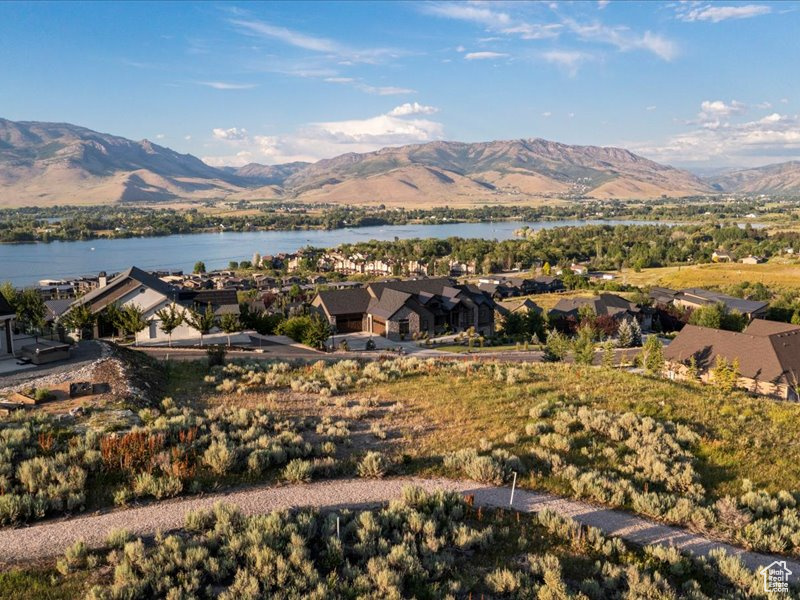 CHALETS AT EDGEWATER - Land