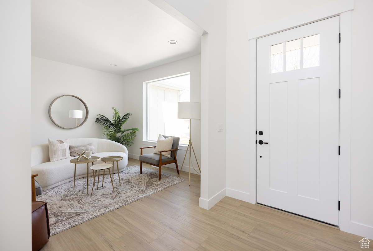 4760 S Millrace Ln, Murray, Utah image 3