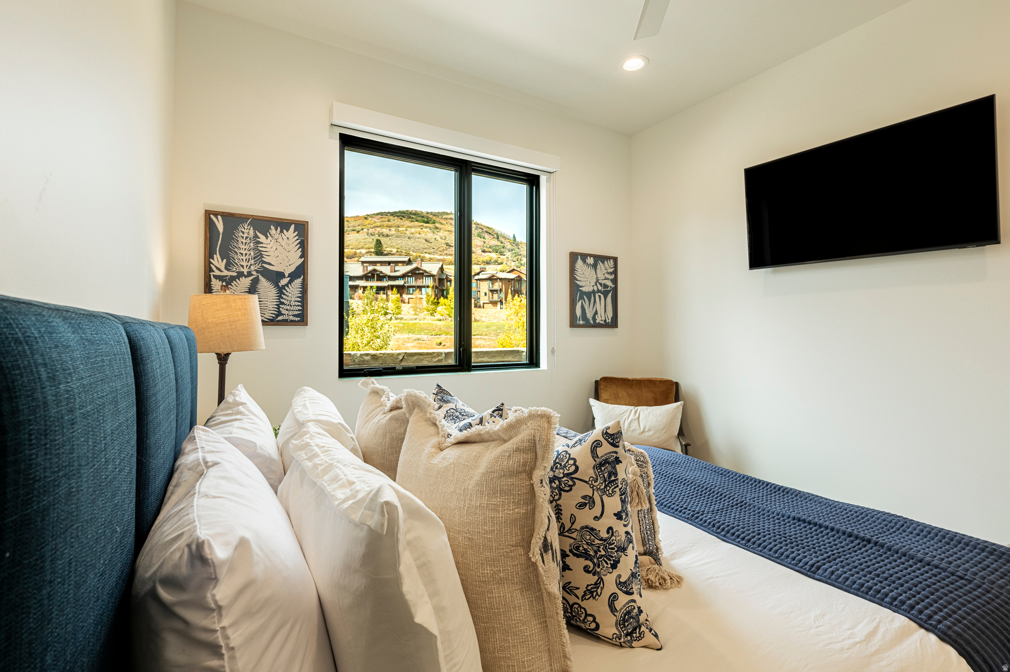 VIRIDIAN CONDOS - Residential