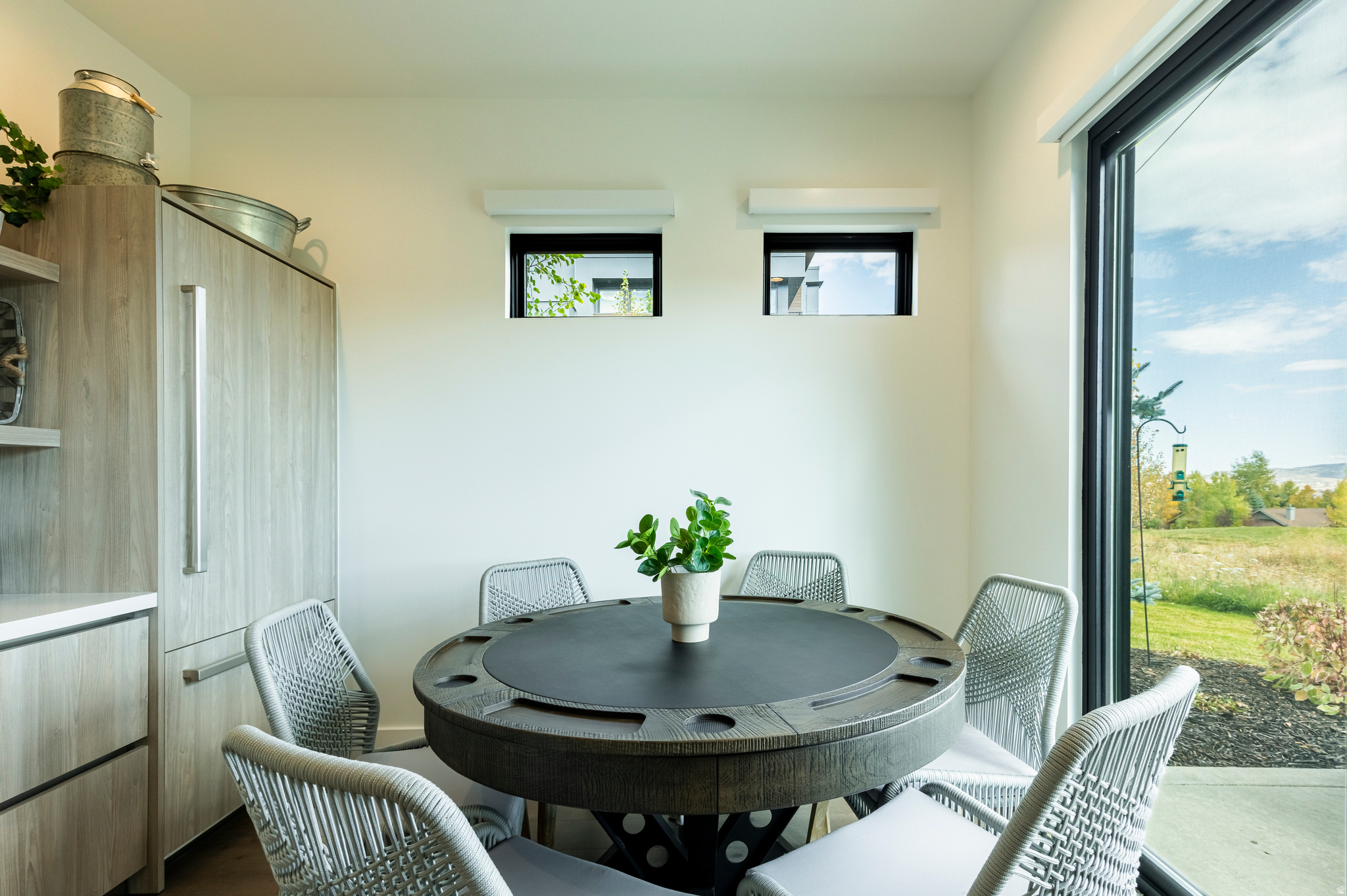 VIRIDIAN CONDOS - Residential