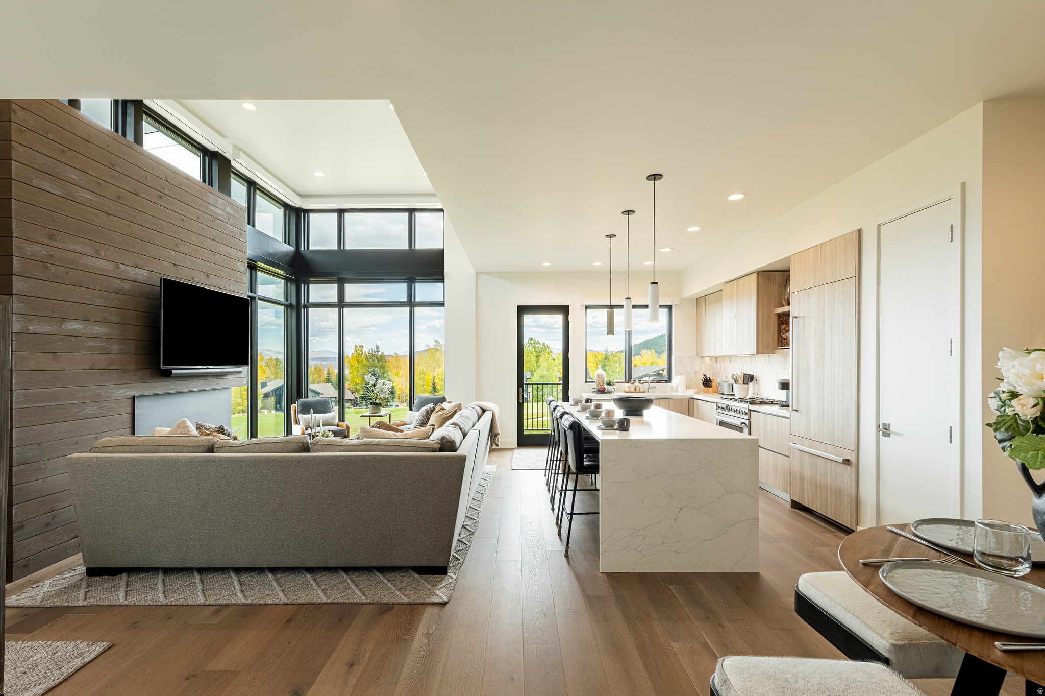 VIRIDIAN CONDOS - Residential