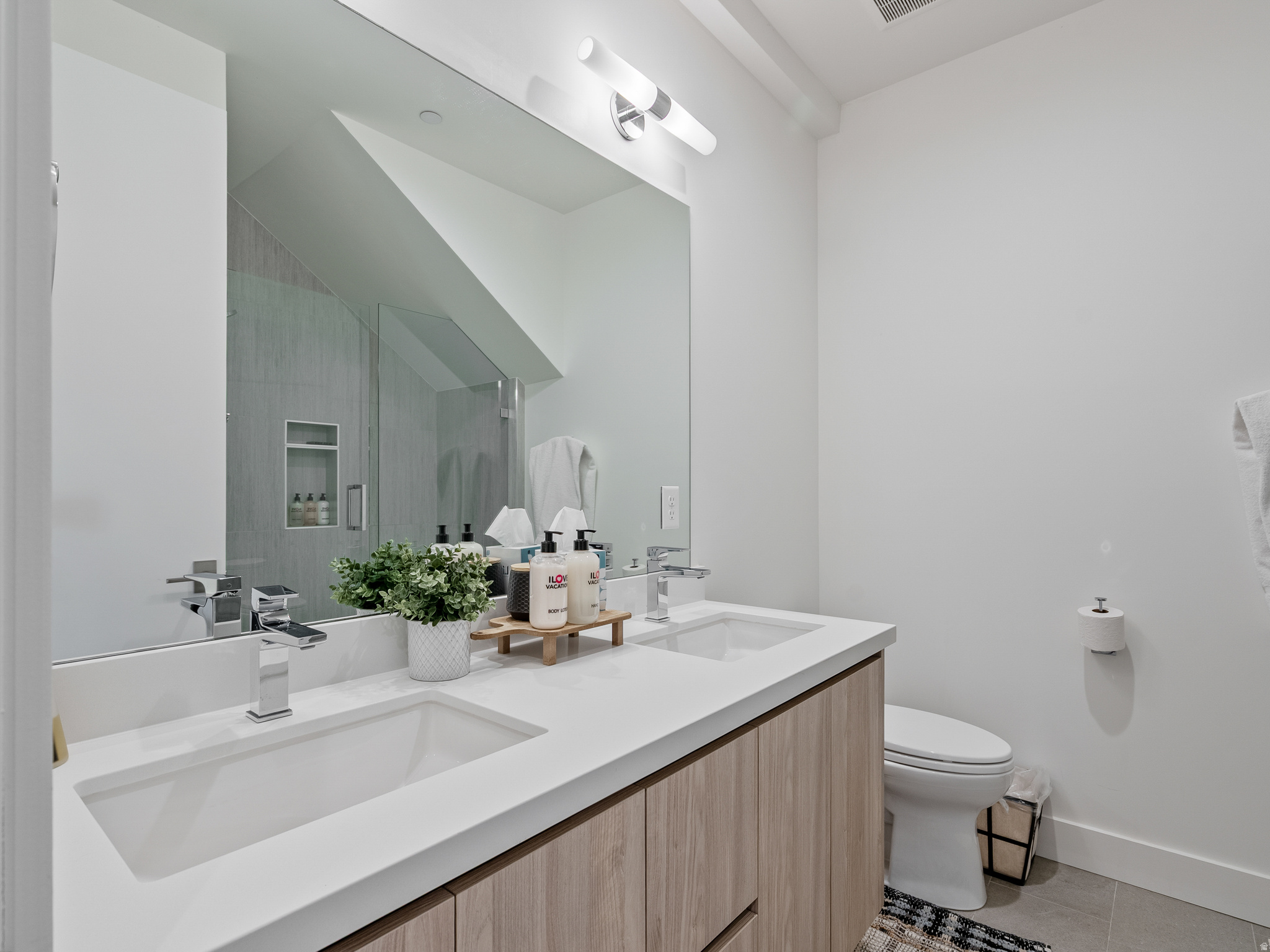 VIRIDIAN CONDOS - Residential