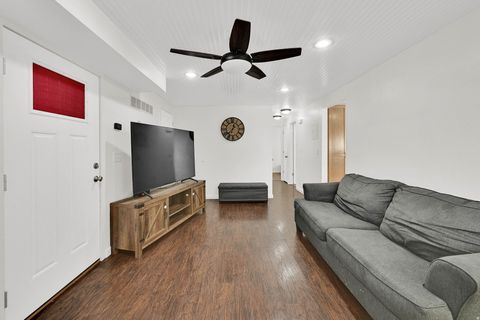 Tiny photo for 455 E 5600 S #D, Murray, UT 84107 (MLS # 2150327)