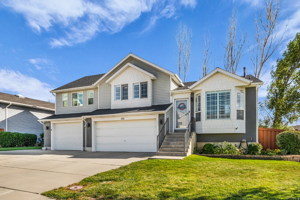 Photo of 531 W 2325 N, Lehi, UT 84043 (MLS # 2186661)