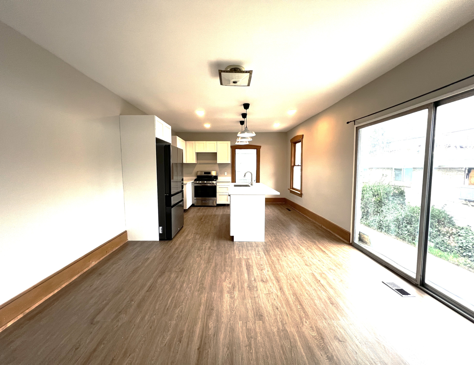 JACKSON SQ - Residential